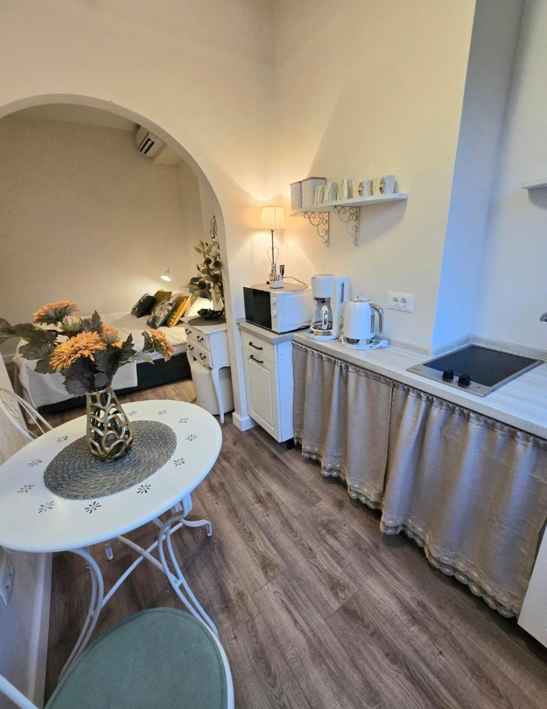 Apartments Suzy Split Eksteriør billede